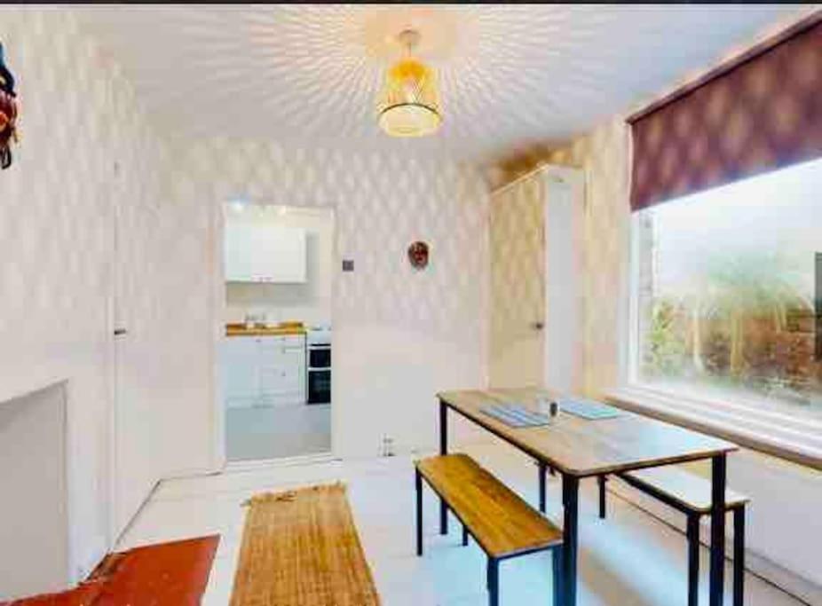 Seaside Flat In The Heart Of Herne Bay Exteriör bild